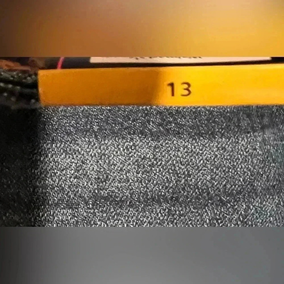 NOBO | juniors distressed bootleg jeans. Size: 13 - Picture 7 of 15